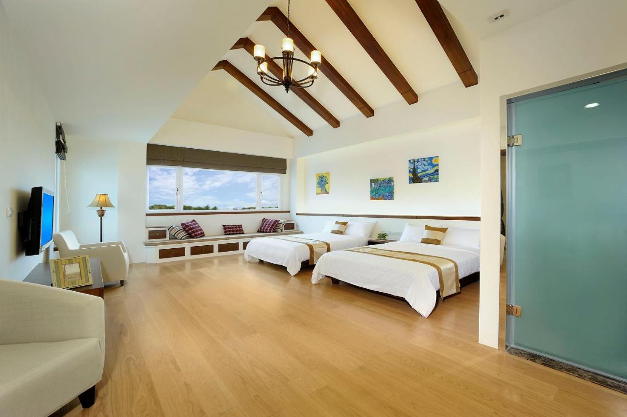 Sunlax B&B Yilan Exterior photo
